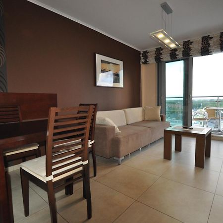 Promenada28Pl - Apartamenty Z Widokiem Na Morze Miedzyzdroje Ruang foto
